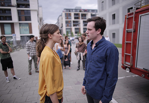 Natalia Belitski und Florian Bartholomäi am Set von „Undercover küsst man nicht“ (Foto)
